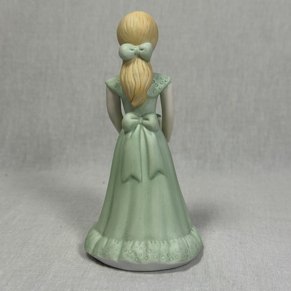 Growing up Birthday Girls Blonde Hair Age 11 With Cake Enesco Ceramic - Picture 2 of 4